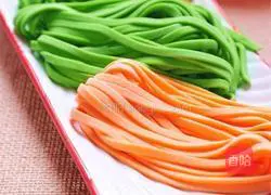 Illustration of how to make colorful noodles 13