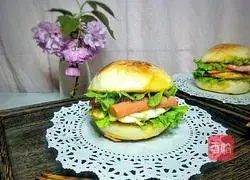 Illustration of how to make Chinese burgers in fast food meals 9