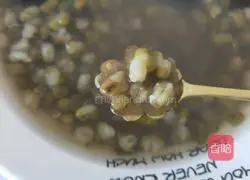Illustration of how to make mung bean soup 6