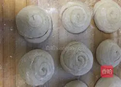 Illustration of how to make vegetable pancakes 7