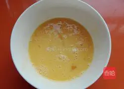 Illustration of how to make scrambled eggs with tomatoes and fungus 4