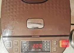 Illustration of how to make chicken soup with red dates and lotus seeds 5