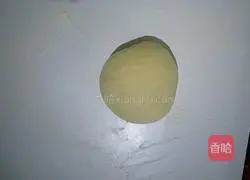 Illustration of how to make baked egg-flavored steamed buns 5