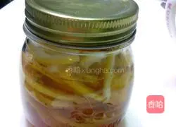 Honey Lemon Recipe Illustration 3