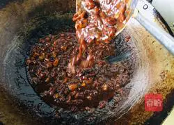 Illustration of how to make mushroom fried noodles 8