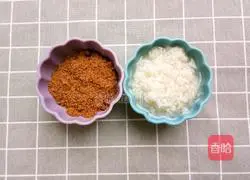 Illustration of how to make white fungus with hawthorn wine 5