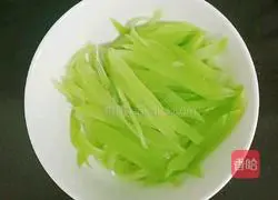 Lettuce and Apple Soft Cake (Baby Complementary Food) Recipe Illustration 1 