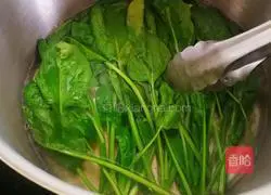 Korean stir-fried mixed vegetables illustration 7