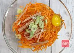 Illustration of how to make potato shredded cake 5