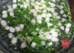Illustration of how to make homemade glutinous rice balls, also called Yanzi Ci 6