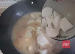 Illustration of how to make mutton and radish soup 8