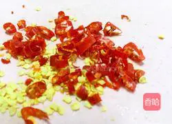 Illustration of how to make cold lettuce 4