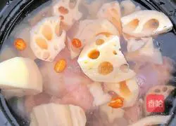 Lotus root bone soup recipe 4