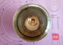 Illustration of how to make Northeastern bean buns 5