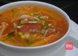 Illustration of how to make tomato and enoki mushroom soup 12