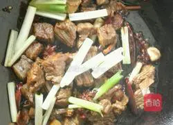 Illustration of Braised Beef Noodles 6