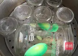 Illustration of how to make plain yogurt 1