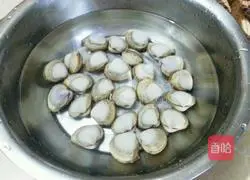 Illustration of how to make three fresh tofu soup 2