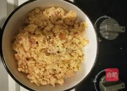 Illustration of how to make tomato stuffed dumplings 4