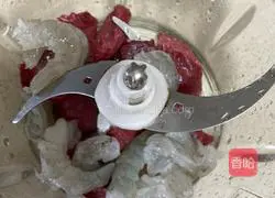 Illustration of how to make a hand copy of a small goldfish 1