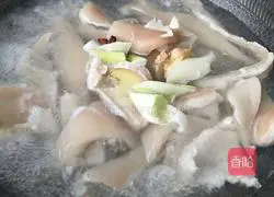 Illustration of how to make pork skin buns 5