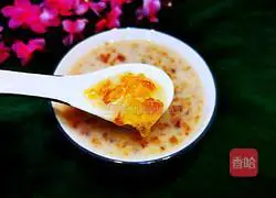 Illustration of how to make peach gum nourishing soup 10