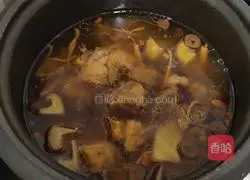 Cordyceps Chicken Soup Recipe Illustration 6