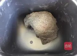 Illustration of how to make black sesame snack buns 5