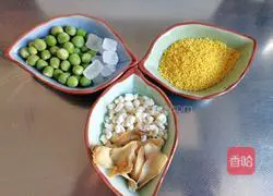 Illustration of how to make peas, millet, corn kernels and lily rock sugar rice paste 1