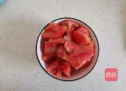 Illustration of how to make tomato and enoki mushroom shrimp soup 6