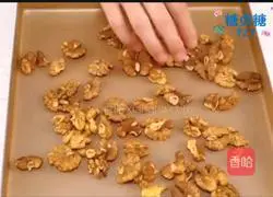 Baby food supplement series~Illustration of making black sesame and walnut sauce 5