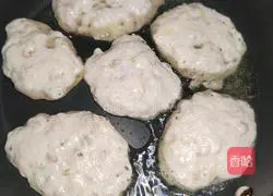 Illustration of homemade nutritious breakfast potato meatloaf 16