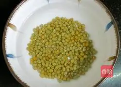 Illustration of how to make mung bean, snow pear and rice cereal 2
