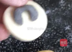 Illustration of how to make big ox steamed buns 14