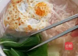 Illustration of hand-rolled radish noodles 7