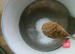 Illustration of how to make tongue noodles 11