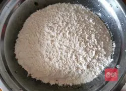 Illustration of how to make fragrant scallion pancakes 2