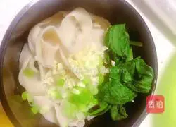 Illustration of how to make oil noodles 22