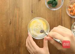 18-36 months complementary food: Milky salmon baked spinach illustration 7