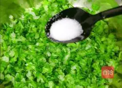 Illustration of how to make cabbage pie 2