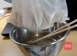 Illustration of how to make noodle cake 3