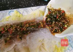 Illustration of how to make cold vermicelli and baby vegetables 20