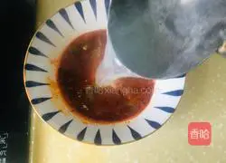 Illustration of how to make spicy beef noodles 5