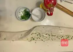 Chopped green onion Illustration of how to make a roll 5