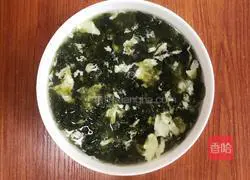 Illustration of how to make seaweed and egg drop soup 6