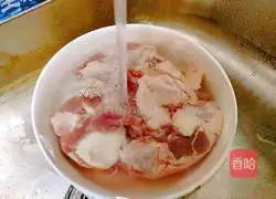 Illustration of how to make white radish, seaweed and goose broth 3