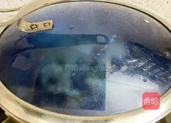 Illustration of making sauce-flavored pork ribs 11