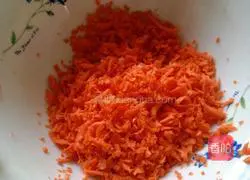 Kuaishou Breakfast Carrot and Egg Pancake Recipe Illustration 1