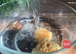 Illustration of how to make white fungus soup for health and beauty 2