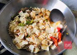 Illustration of how to make fried noodles 15